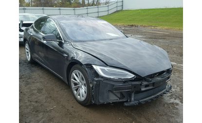 Tesla Model S (2017)