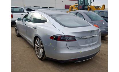 Tesla Model S (2013)