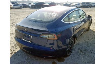 Tesla Model 3 (2018)