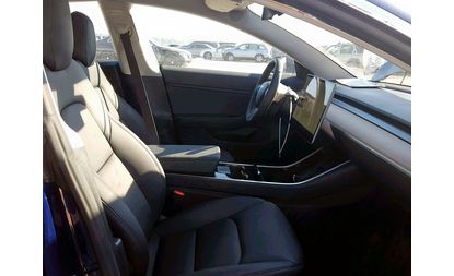 Tesla Model 3 (2018)