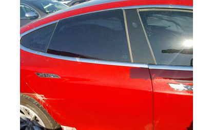 Tesla Model S (2016)