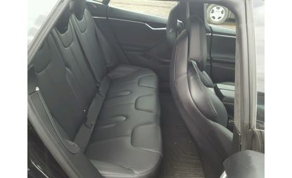 Tesla Model S (2017)