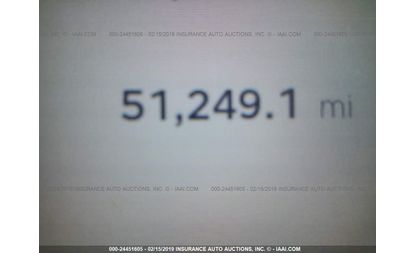 Tesla Model S (2015)