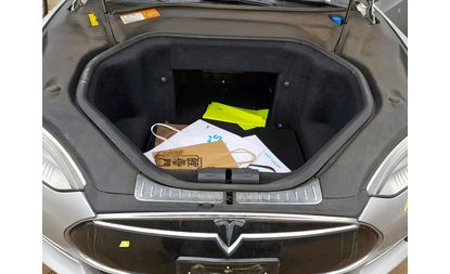 Tesla Model S (2013)