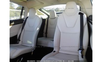 Tesla Model X (2018)