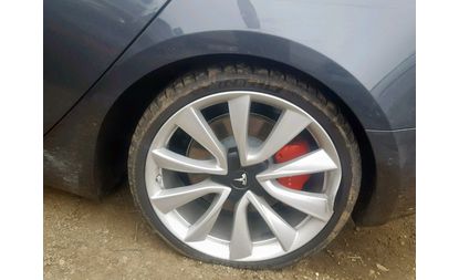 Tesla Model 3 (2018)