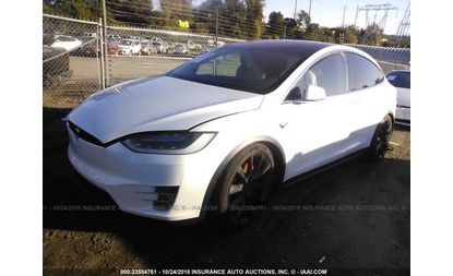Tesla Model X (2018)