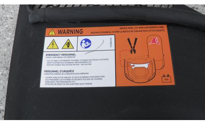 Подкапотный пластик (1006329-00-E)