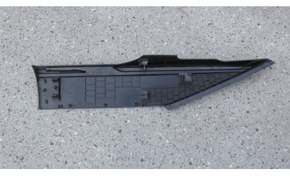 Накладка багажного отсека правая, верхняя (1010339-00-D)