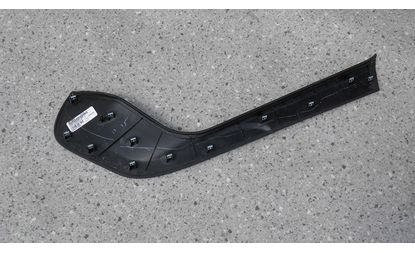 Накладка центральной консоли правая (1004705-01-E)