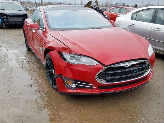 Tesla Model S (2013)