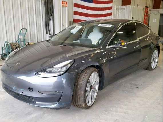 Tesla Model 3 (2018)