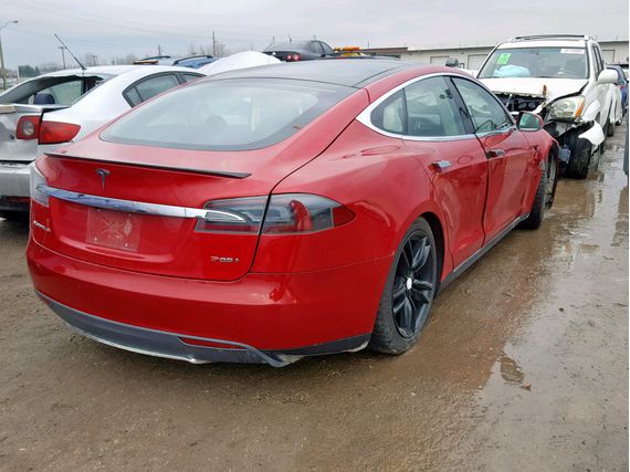 Tesla Model S (2013)