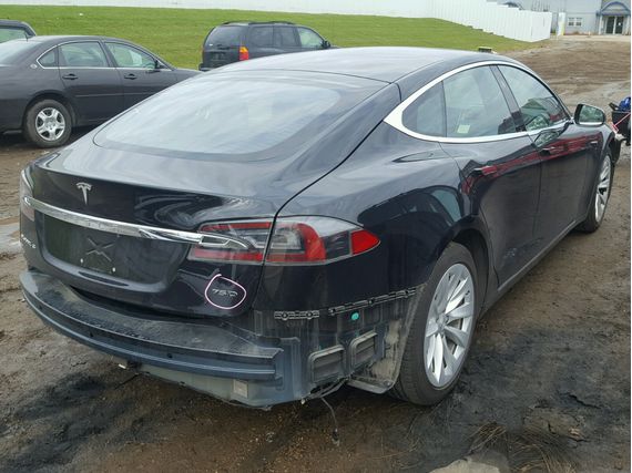 Tesla Model S (2017)