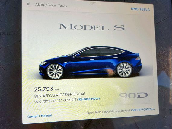 Tesla Model S (2016)