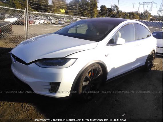 Tesla Model X (2018)